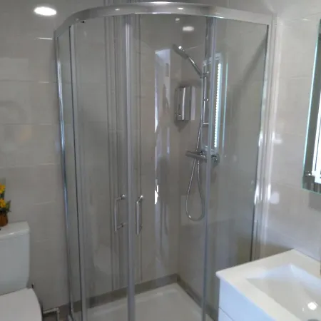 Nocleg ze śniadaniem Pairc 4*