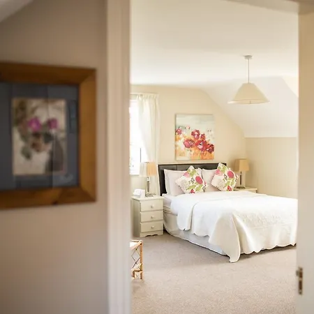 Pairc Nocleg ze śniadaniem 4*